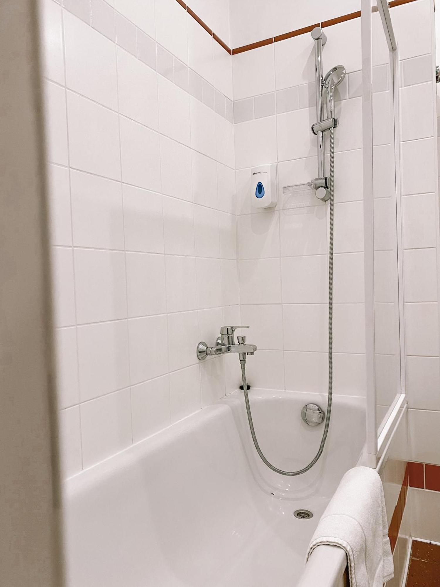 Riverside Apartments Thalia Κάρλοβι Βάρι Δωμάτιο φωτογραφία
